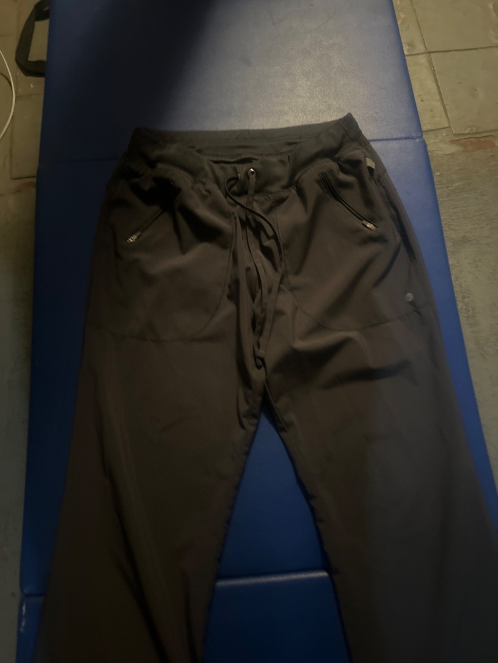 Athleta - Picture 3 of 7